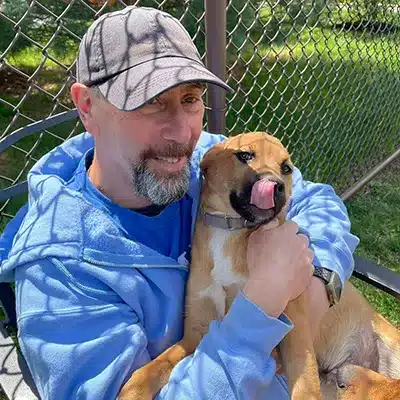 Volunteer at SAVE animal shelter
