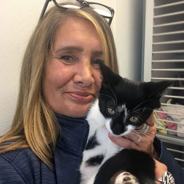 Lisa Luscuskie — Sr. Volunteer Coordinator